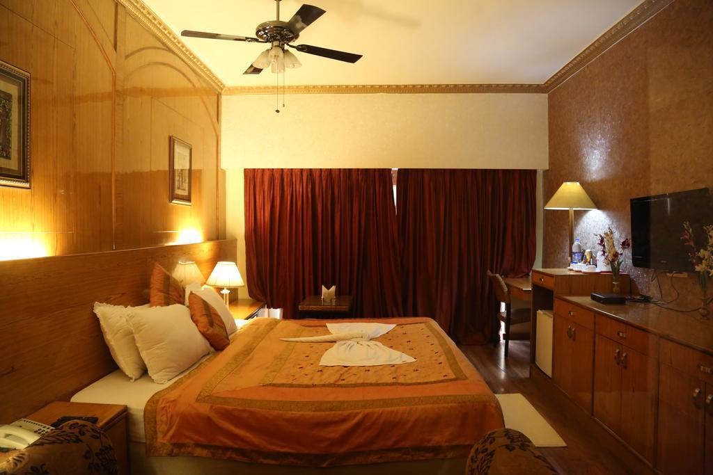 Meuse Jupiter Business And Luxury Hotel Nashik Δωμάτιο φωτογραφία