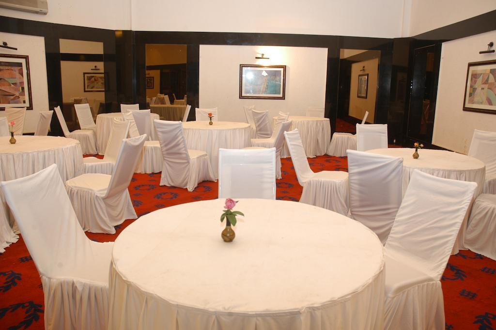 Meuse Jupiter Business And Luxury Hotel Nashik Εξωτερικό φωτογραφία