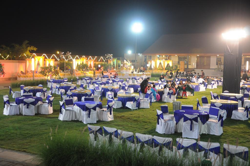 Meuse Jupiter Business And Luxury Hotel Nashik Εξωτερικό φωτογραφία